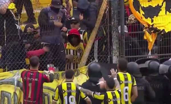 Escándalo: ascendió Estudiantes y hubo incidentes con el público de Deportivo Madryn