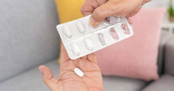 Doctor puts out omeprazole word of warning to anyone on the medication