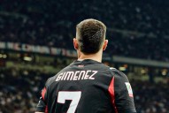 Santiago Giménez se detiene para sanar