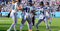 Sam Darnold throws for 244 yards 2 TDs as Seahawks beat the Titans 30