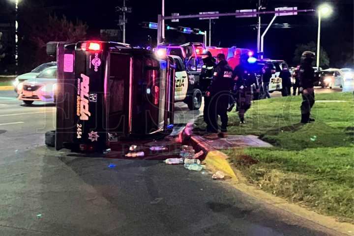 Ignoran alto de la Guardia Nacional y desata balacera; operativo deriva en volcadura de patrulla