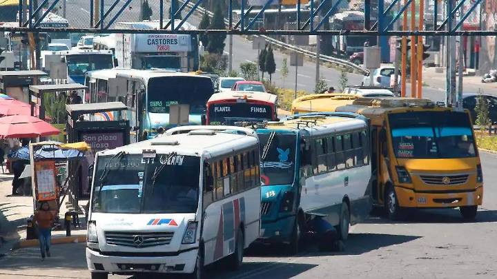 Condonan pagos en Puebla para regularizar unidades de transporte público y taxis