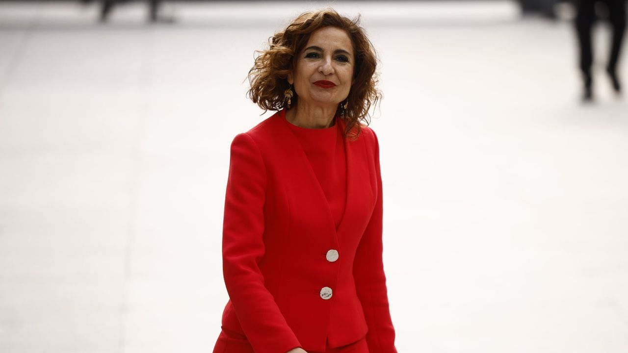 Bruselas ve a España «en riesgo» de incumplir las reglas fiscales acordadas