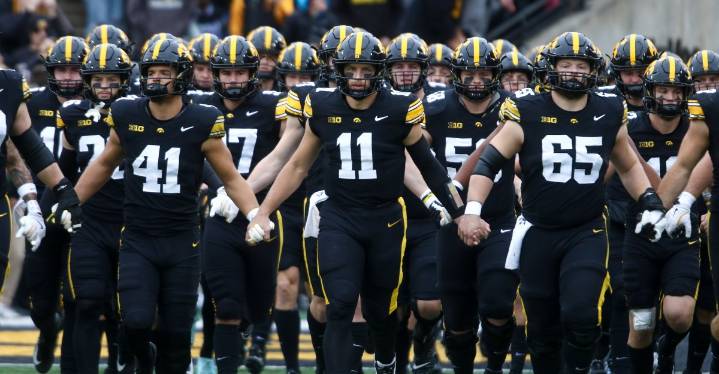 Betting the Big Ten: Week 11 tests the powers of Kinnick