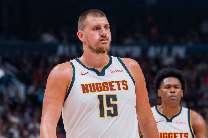 Nikola Jokic Makes Feelings Clear on Thanksgiving With Surprising 3-Word Message Nikola Jokic will look stone faced after draining a half court shot, but a simple Thanksgiving question had him stumble