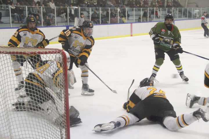 Soo Eagles hand Powassan their second straight home ice loss
