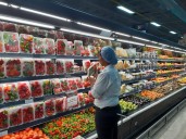 La mayoría de los venezolanos recorre hasta 15 kilómetros para buscar...