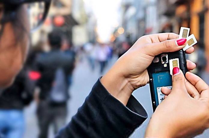 Congreso: proponen hasta 4 años de cárcel para gerentes de empresas de telefonía por venta ambulatoria de chips