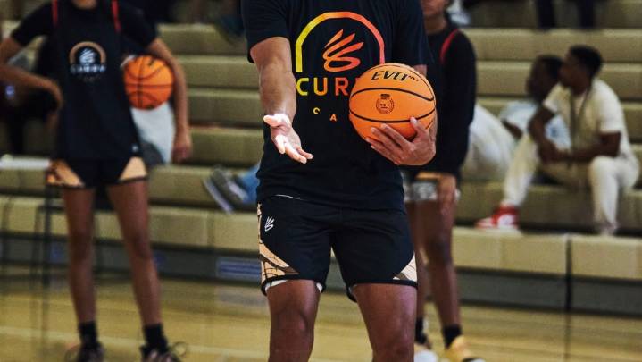 Under Armour to Part Ways With Steph Curry After a Decade