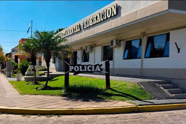 Joven ingresó herido con dos disparos al hospital y no brindó datos de los agresores