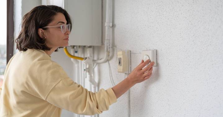 Plumber's simple central heating change could cut £112 off bills