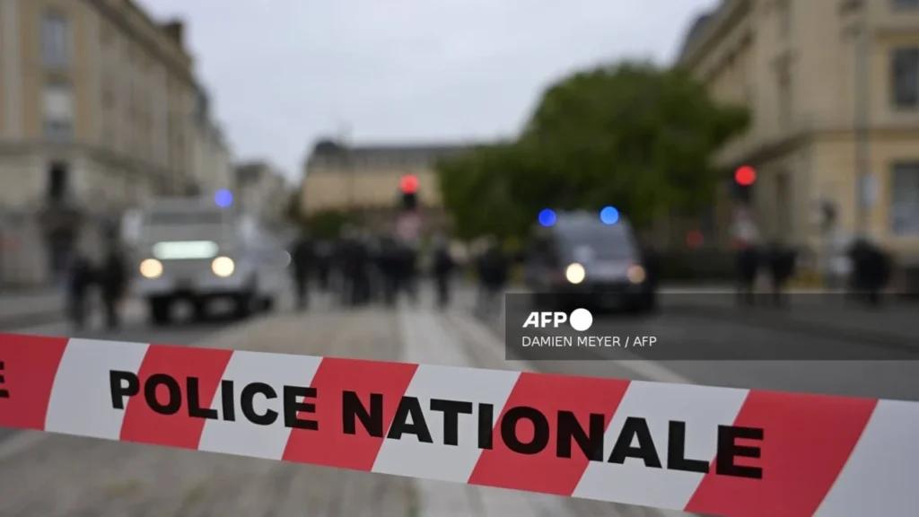 Un hombre embistió a peatones en Francia y deja 10 heridos