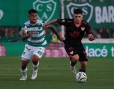Instituto sufrió dos goles en el arranque y no pudo remontar frente a Sarmiento