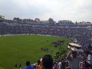 Vinculan a proceso a vigilantes por muerte de aficionado del Cruz Azul