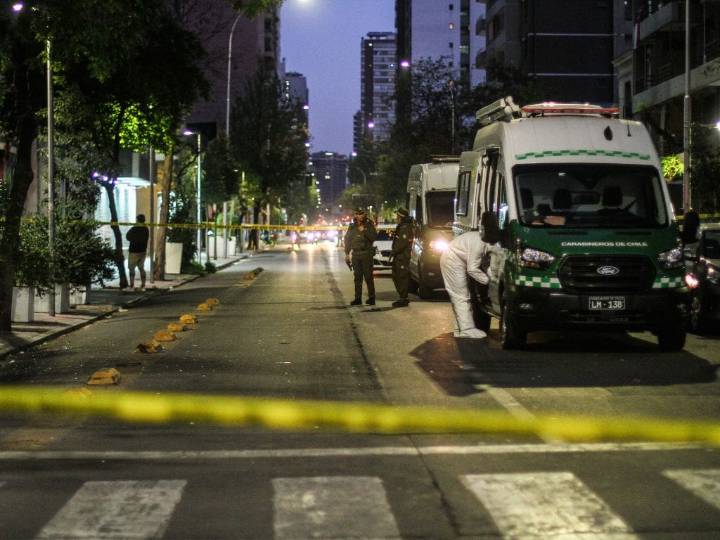 Doble homicidio en Barrio Meiggs: hallan dos hombres muertos por impactos balísticos en la vía pública