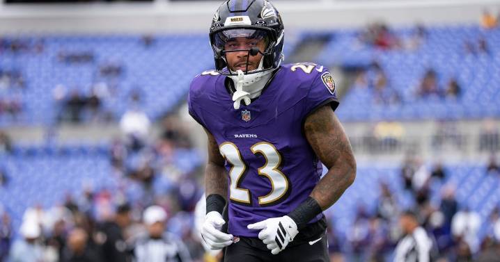 Philadelphia Eagles acquire CB Jaire Alexander in trade with Ravens, team says