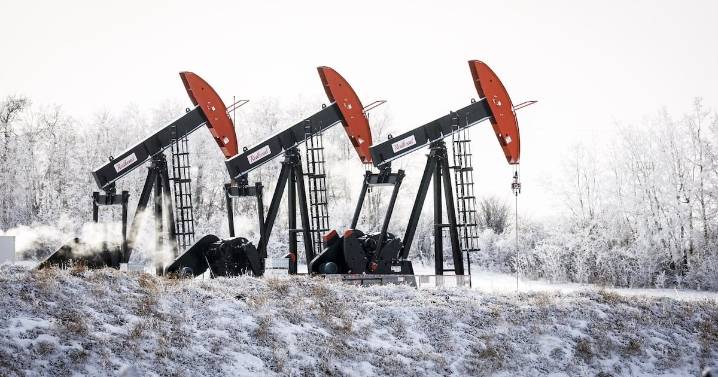 Oil prices: Energy service group predicts lower industry spending