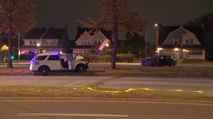 Officer, driver injured after crash in Philadelphia