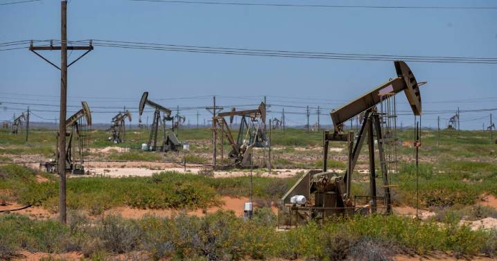 New Mexico Supreme Court agrees to take up oil and gas pollution lawsuit