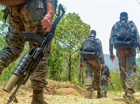 Atleast 6 Maoists killed in fresh encounter Photo Source: ANI [ FULL VIEW ]