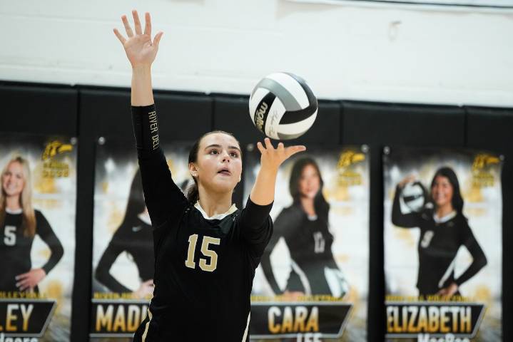 Girls volleyball: Daily stat leaders for November 1, 2025