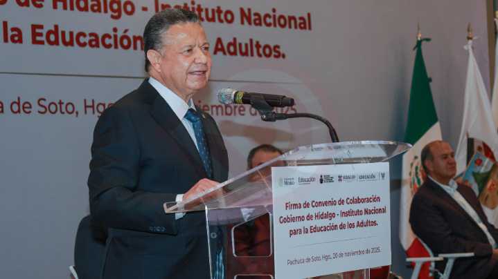 Gobierno de Hidalgo y el INEA van por la alfabetización de 50 mil hidalguenses