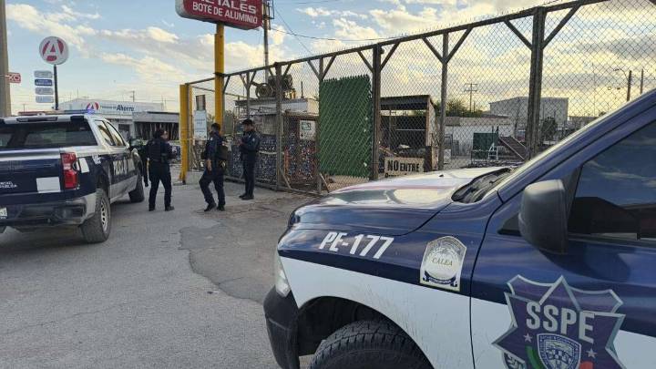 Hallan un muerto en estado de descomposición debajo de un puente