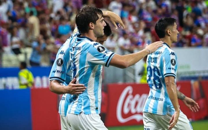 Racing suma un «refuerzo» inesperado contra River: «A disposición»