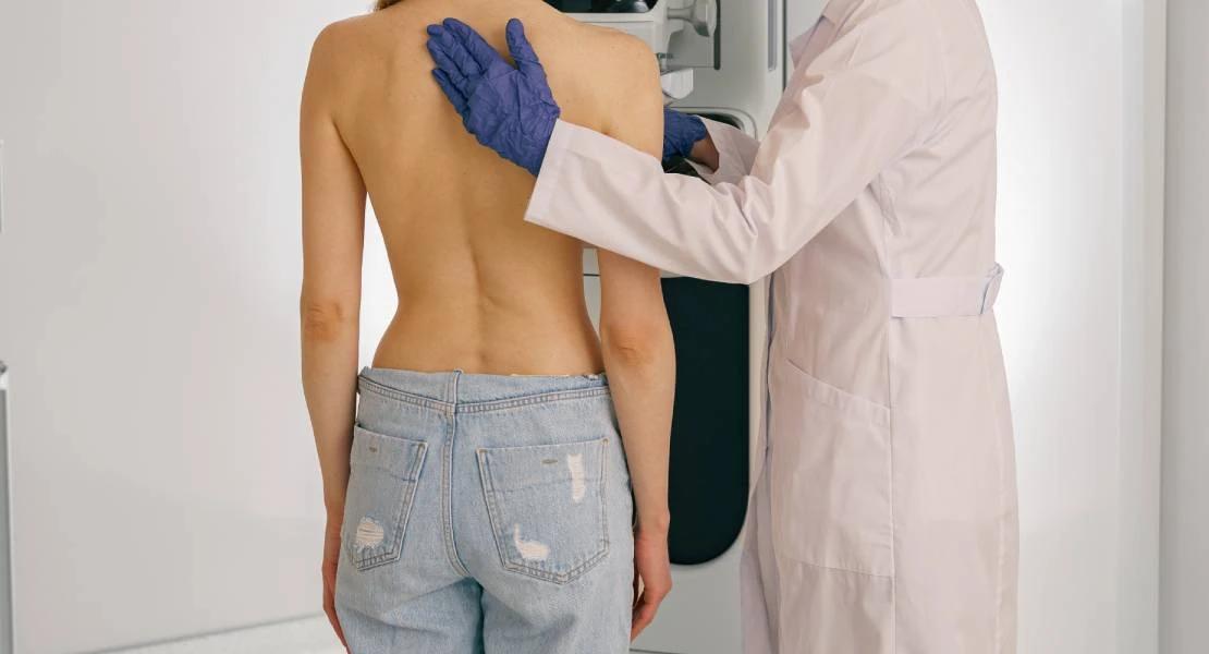 ¿Qué ocurre con los cribados de cáncer de mama en Extremadura? Críticas y respuesta de la Junta