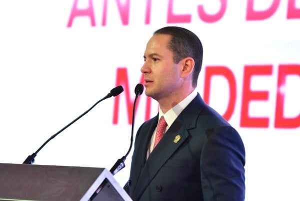 Rinde José Luis Villalobos su Primer Informe Legislativo