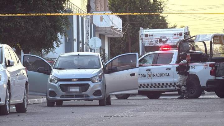 Dejan herido a un conductor tras ataque a balazos en la colonia Las Cucas, en Culiacán