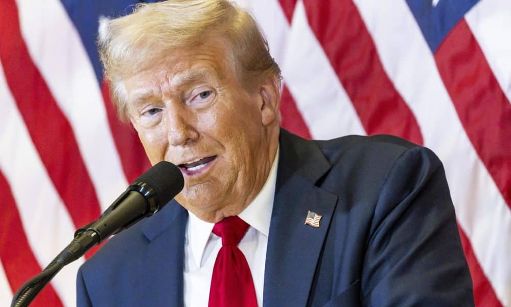 Trump amenaza a la BBC con una demanda por difamación de 1.000 millones de dólares