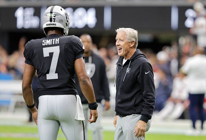Barring major change, Raiders made costly mistake at quarterback with Geno Smith