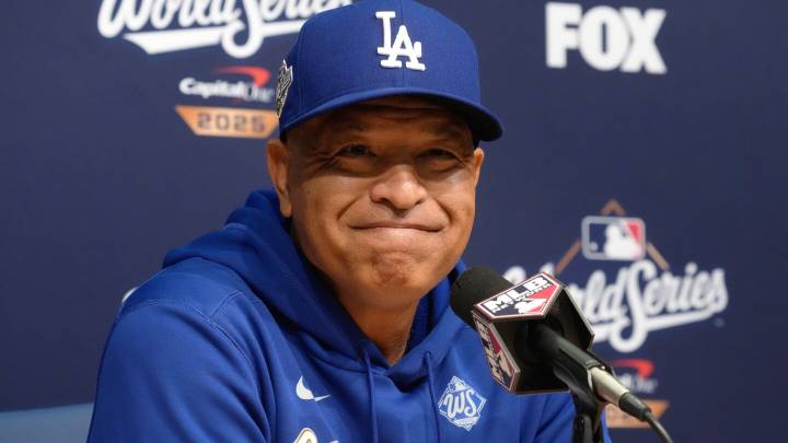 Dave Roberts vows to never sprint again after the Los Angeles manager face