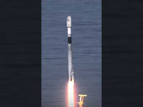 Incredible Views of SpaceX’s Falcon 9 Shooting Transporter