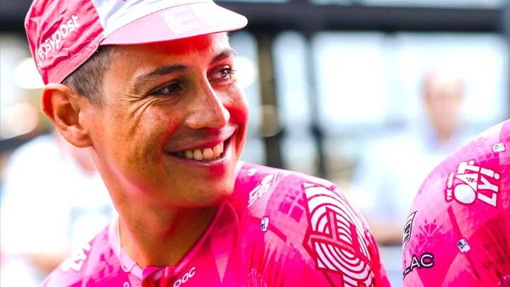 Esteban Chaves se retira del ciclismo; dio razón en su documental: “No es que no pueda más”