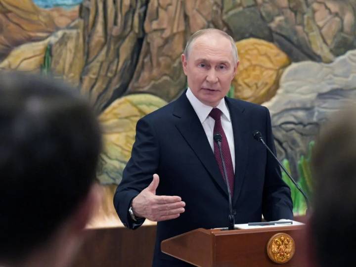 Putin endurece su postura: exige el repliegue ucraniano para frenar la guerra