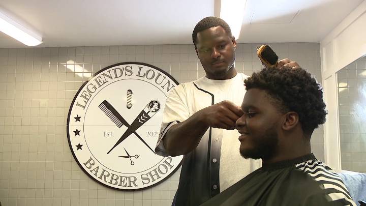 Southeast High football team builds barbershop in locker room to build team chemistry