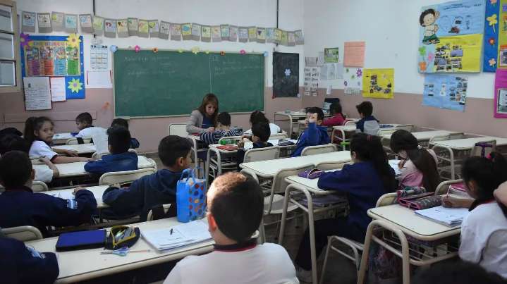 Desregulación: colegios privados ya no deberán informar ni pedir aval estatal para fijar cuotas y matrícula