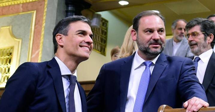 Encuesta | ¿Cree que Ábalos divulgará material contra Sánchez si ingresa en prisión mañana?