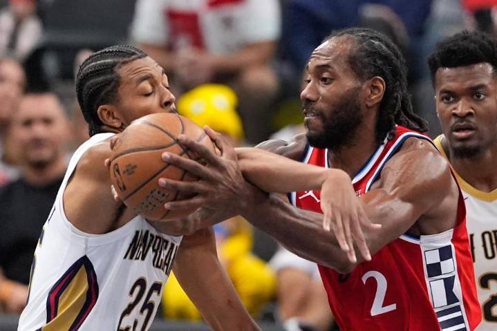 Kawhi Leonard define justo antes de la bocina, Clippers superan a Pelicans por 126