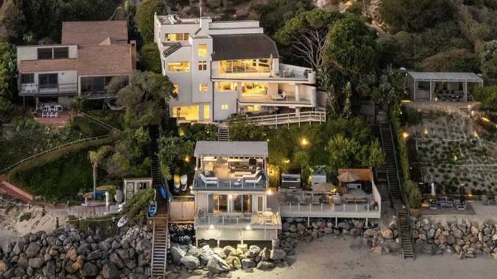 NHL legend Chelios lists Malibu house for almost $60 million