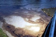 Ocurre otra vez derrame de hidrocarburo en río de Veracruz