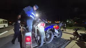 Casi la mitad de las motocicletas que circulaban por la costanera no tenía documentación: fueron secuestradas.