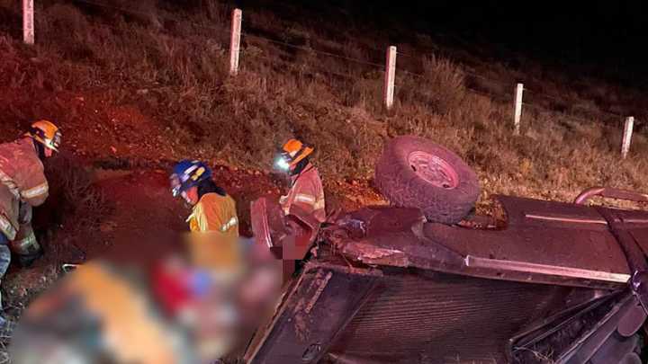 Accidente en Carretera Transpeninsular de Ensenada Deja un Hombre Sin Vida y Dos Lesionados