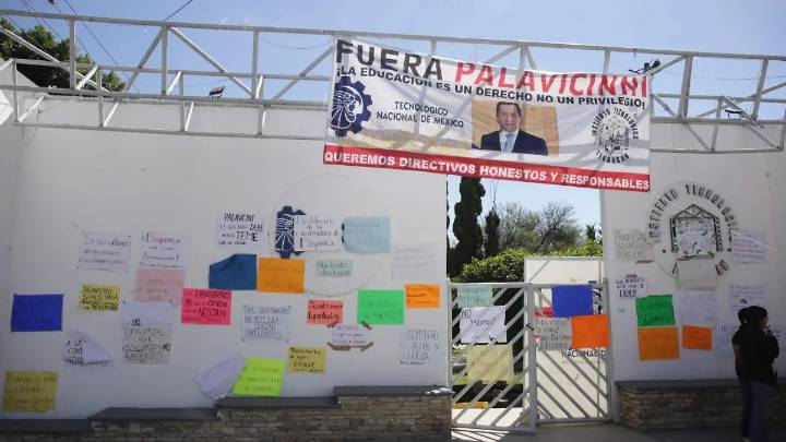 Paro en el Tecnológico de Tehuacán cumple 21 días sin acuerdos entre estudiantes y autoridades