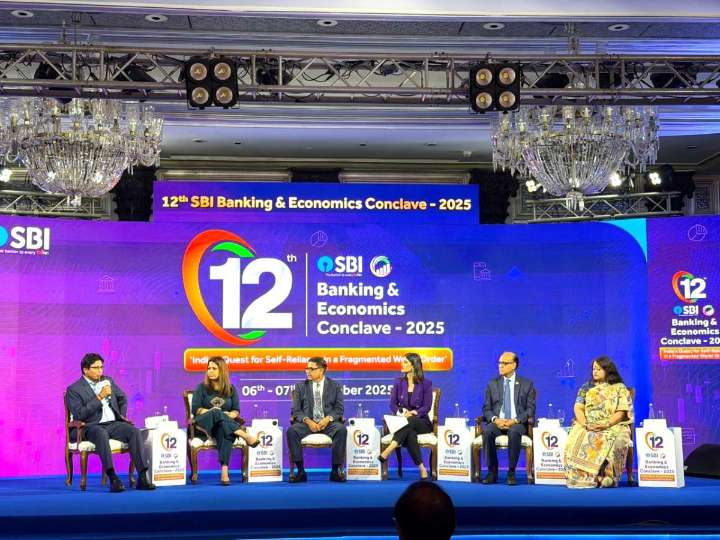IREDA CMD Highlights India's Green Growth Path at SBI Banking & Economics Conclave