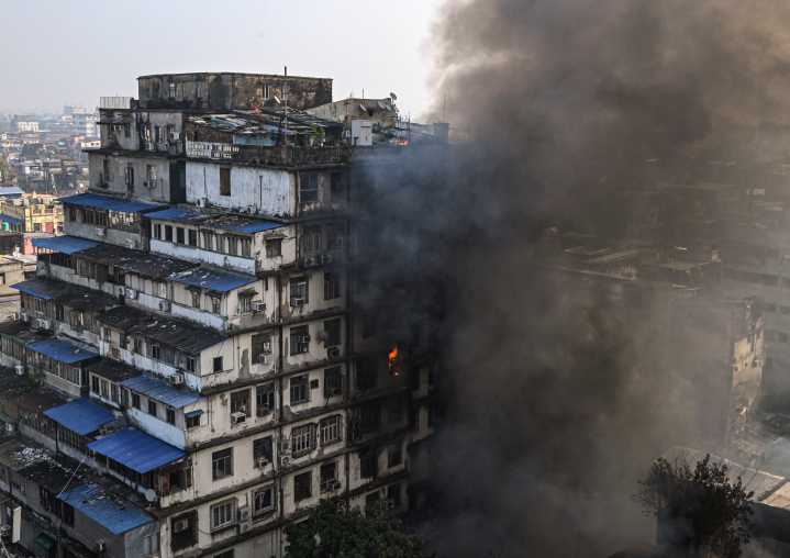 Kolkata's Fire-Ravaged Slum Residents Fear SIR Fallout as Identity Documents Reduced to Ashes