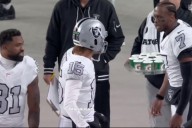 Kenny Pickett gets in middle of Geno Smith's heated Raiders sideline moment