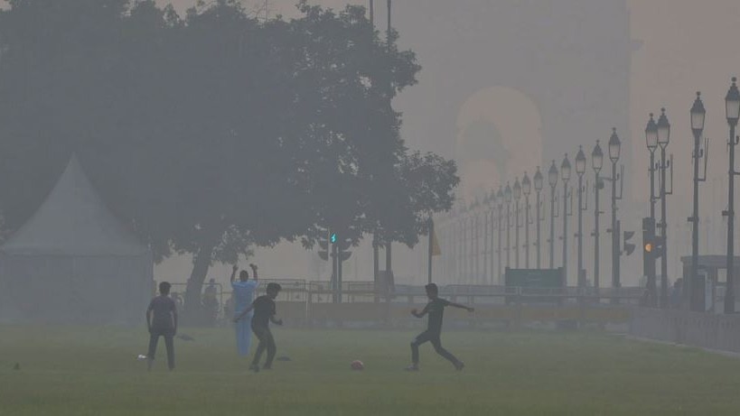 Delhi wakes up to thick haze as air quality slips back to very poor